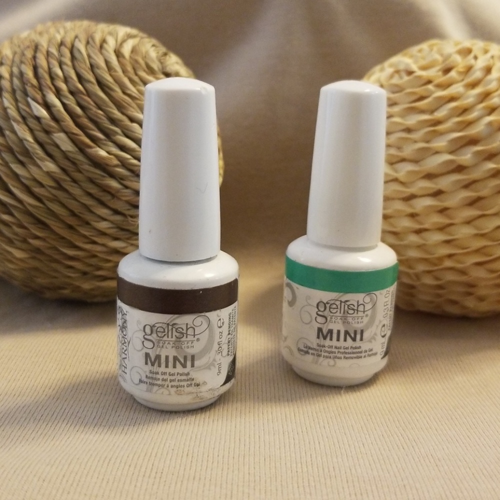 * SOLD* Mini gelish bundle